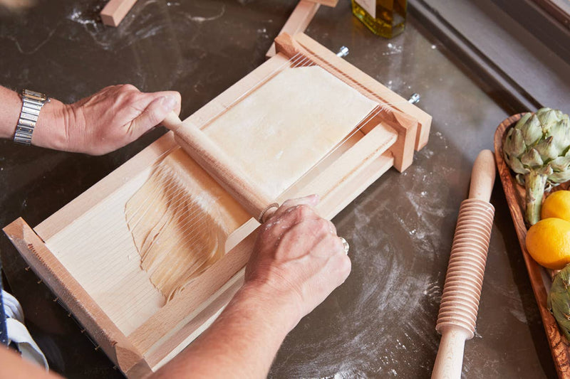 Italian Pasta Chitarra with Rolling Pin