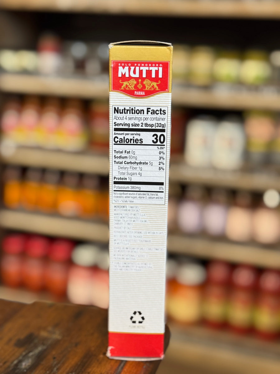 Mutti Tomato Paste Tube, 4.5 OZ – ZelliPasta